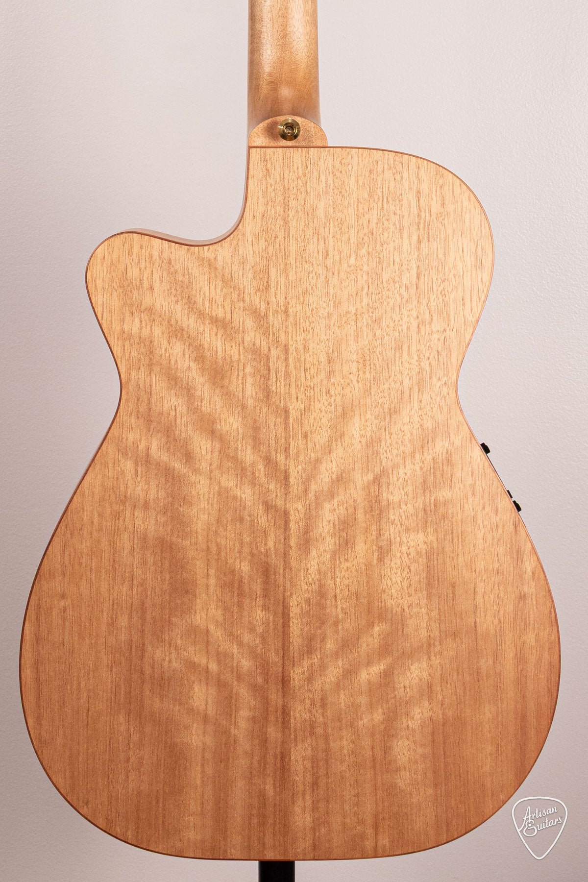 Maton Guitars EBG-808C Mic Fix Cutaway - 17038