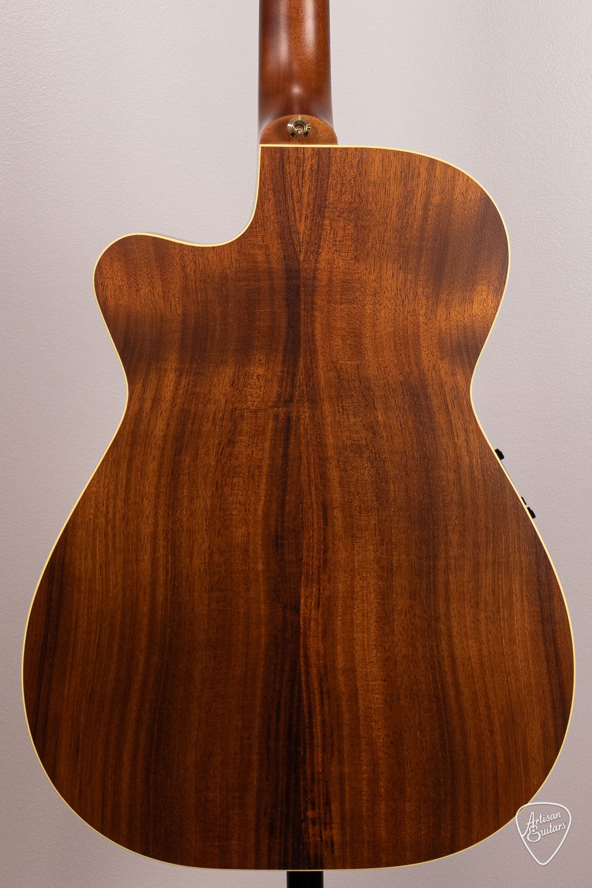 Maton Guitars EBG-808C Nashville Cutaway - 17059