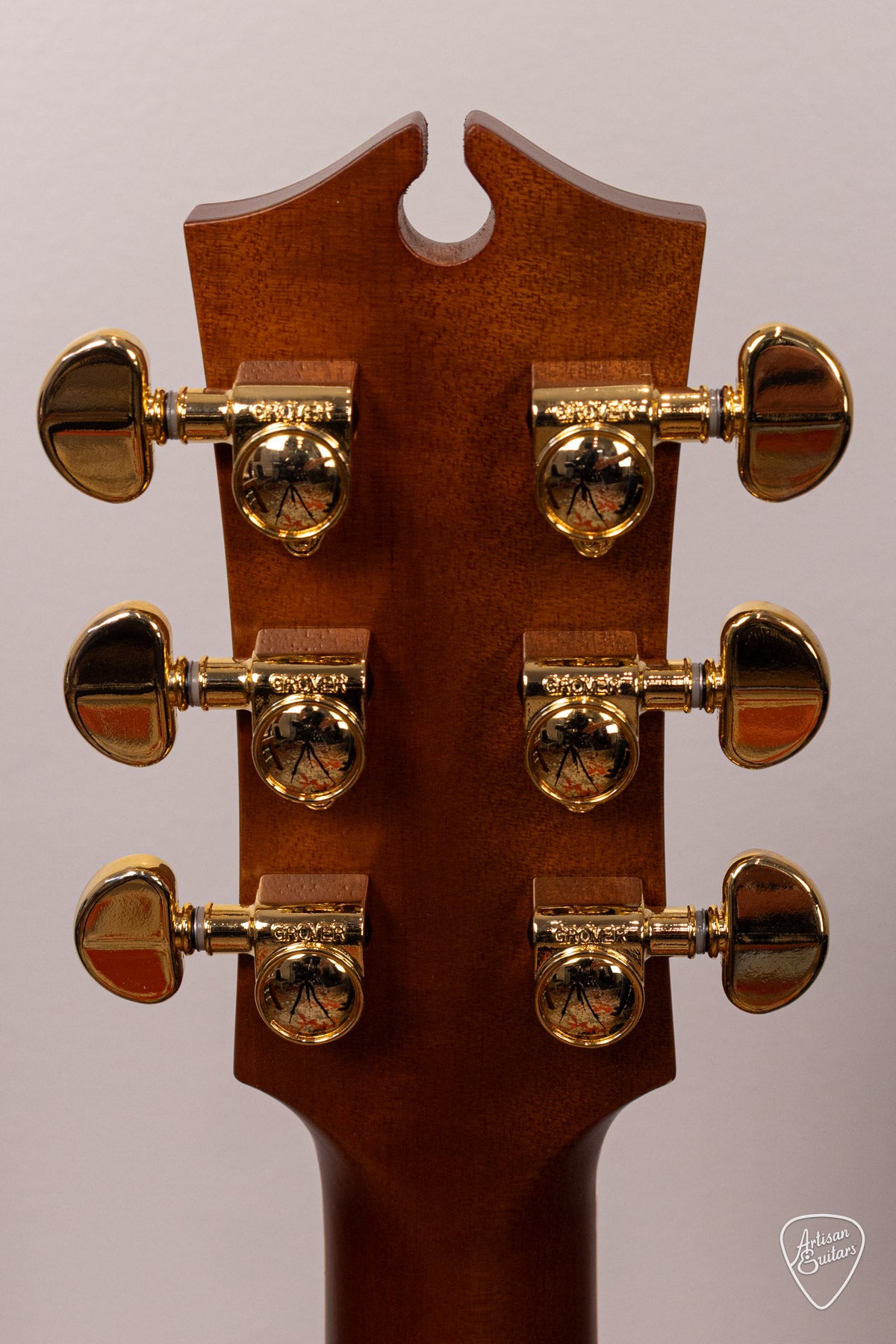 Maton Guitars EBG-808C Nashville Cutaway - 17059