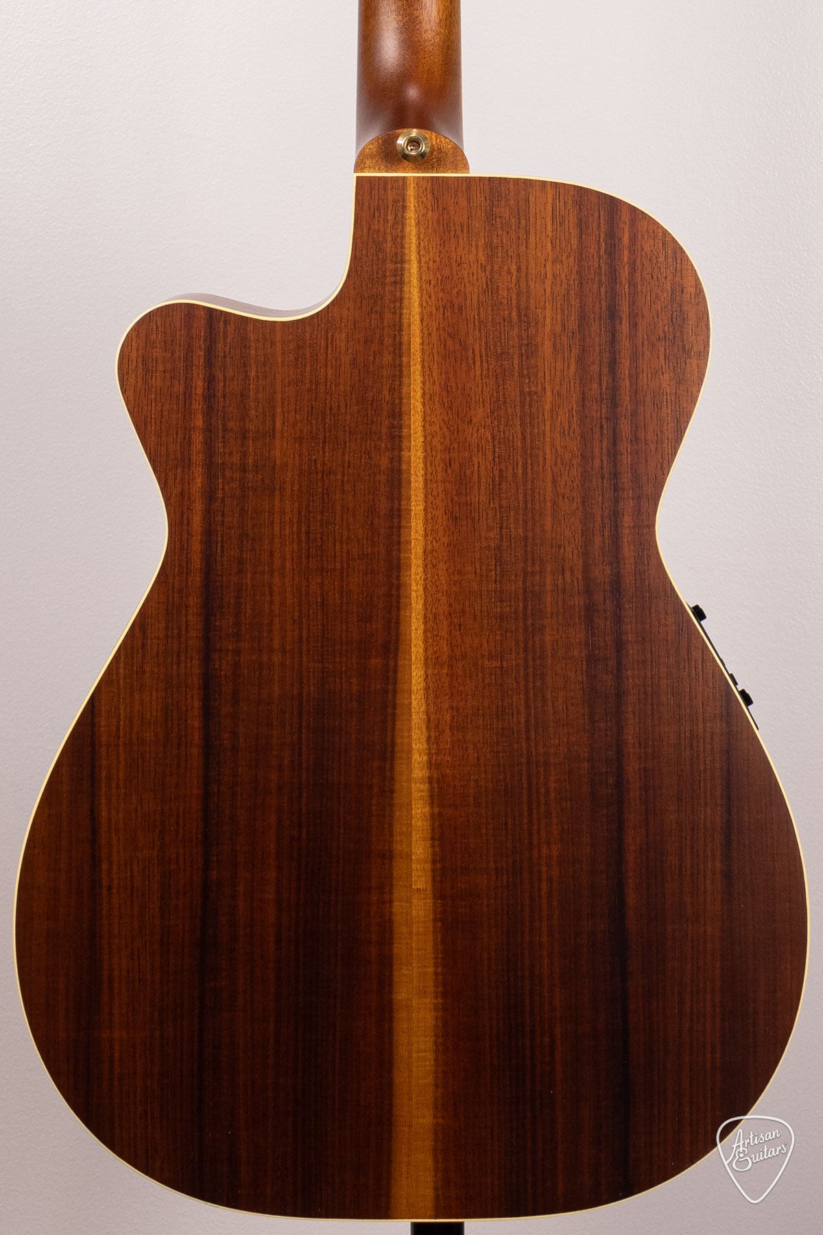 Maton Guitars EBG-808C Nashville Cutaway - 16887