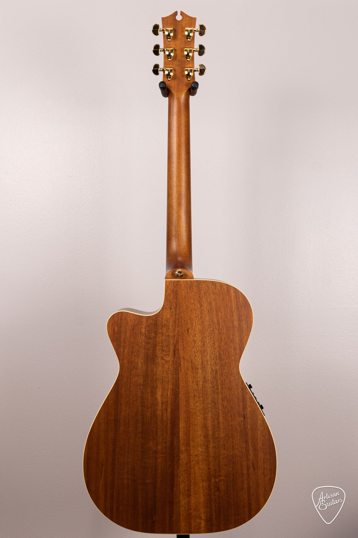Maton Guitars EBG-808C Nashville Cutaway - 16971