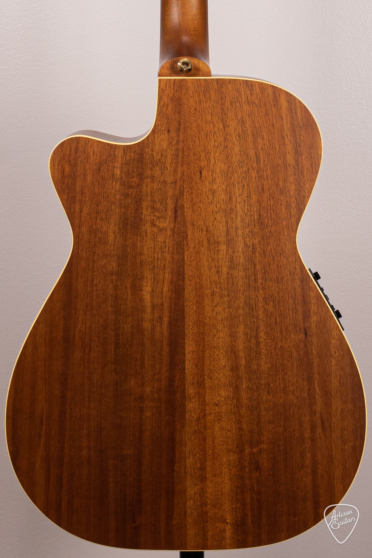 Maton Guitars EBG-808C Nashville Cutaway - 16971