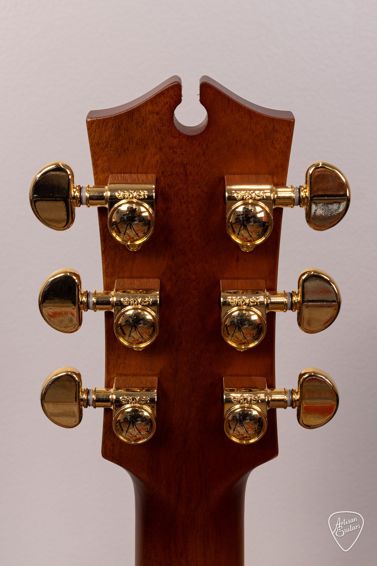 Maton Guitars EBG-808C Nashville Cutaway - 17095
