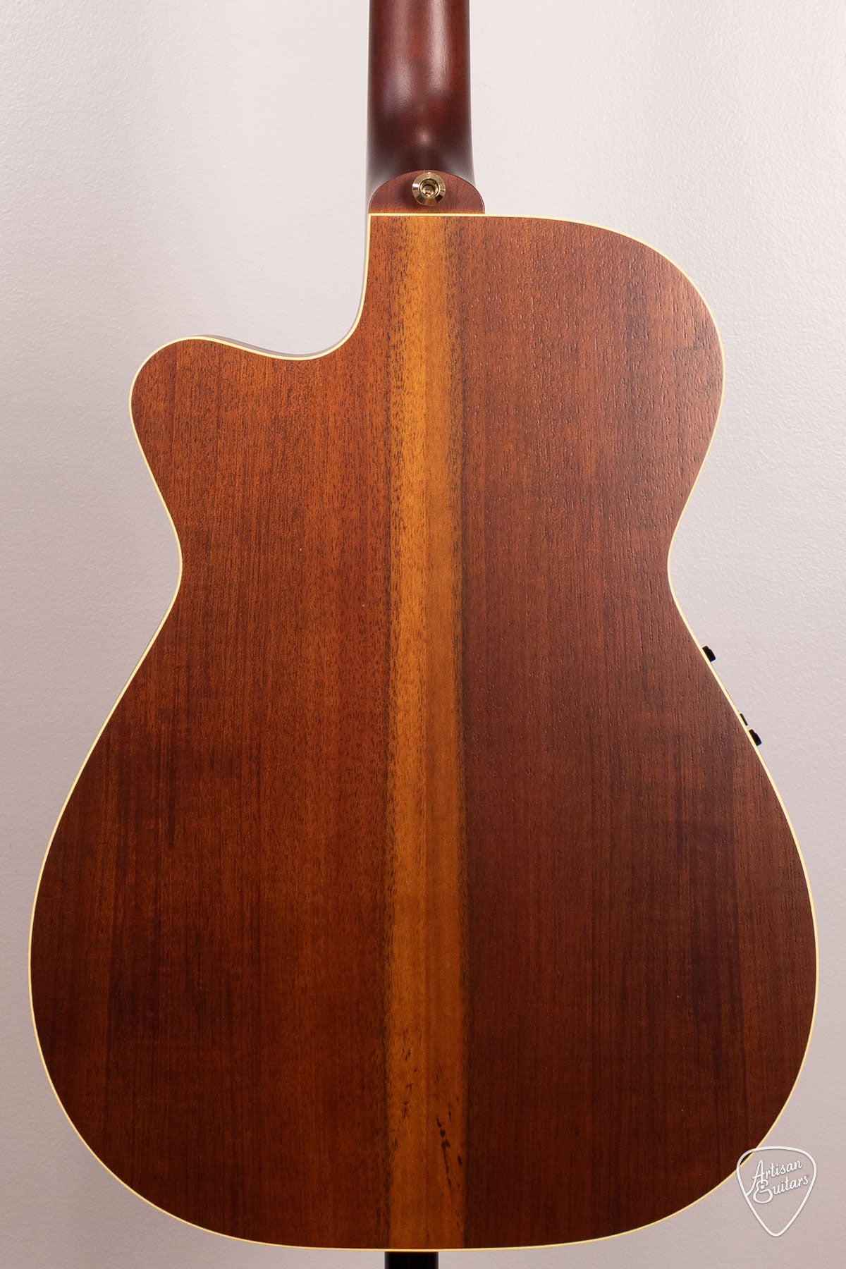 Maton Guitars EBG-808C Nashville Cutaway - 17268