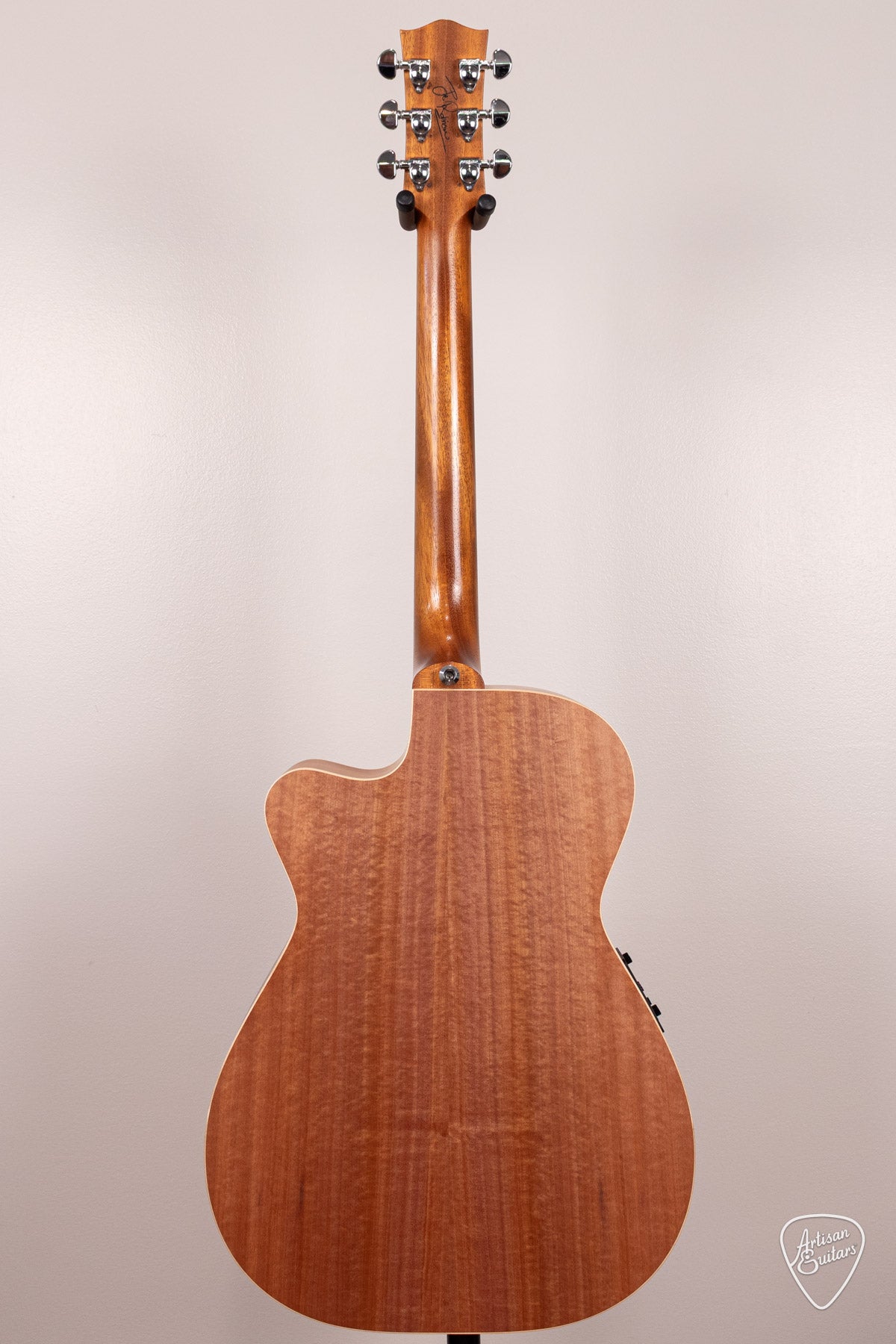 Maton Guitars PRE-OWNED 808C J.R. Joe Robinson Signature Cutaway - 17019