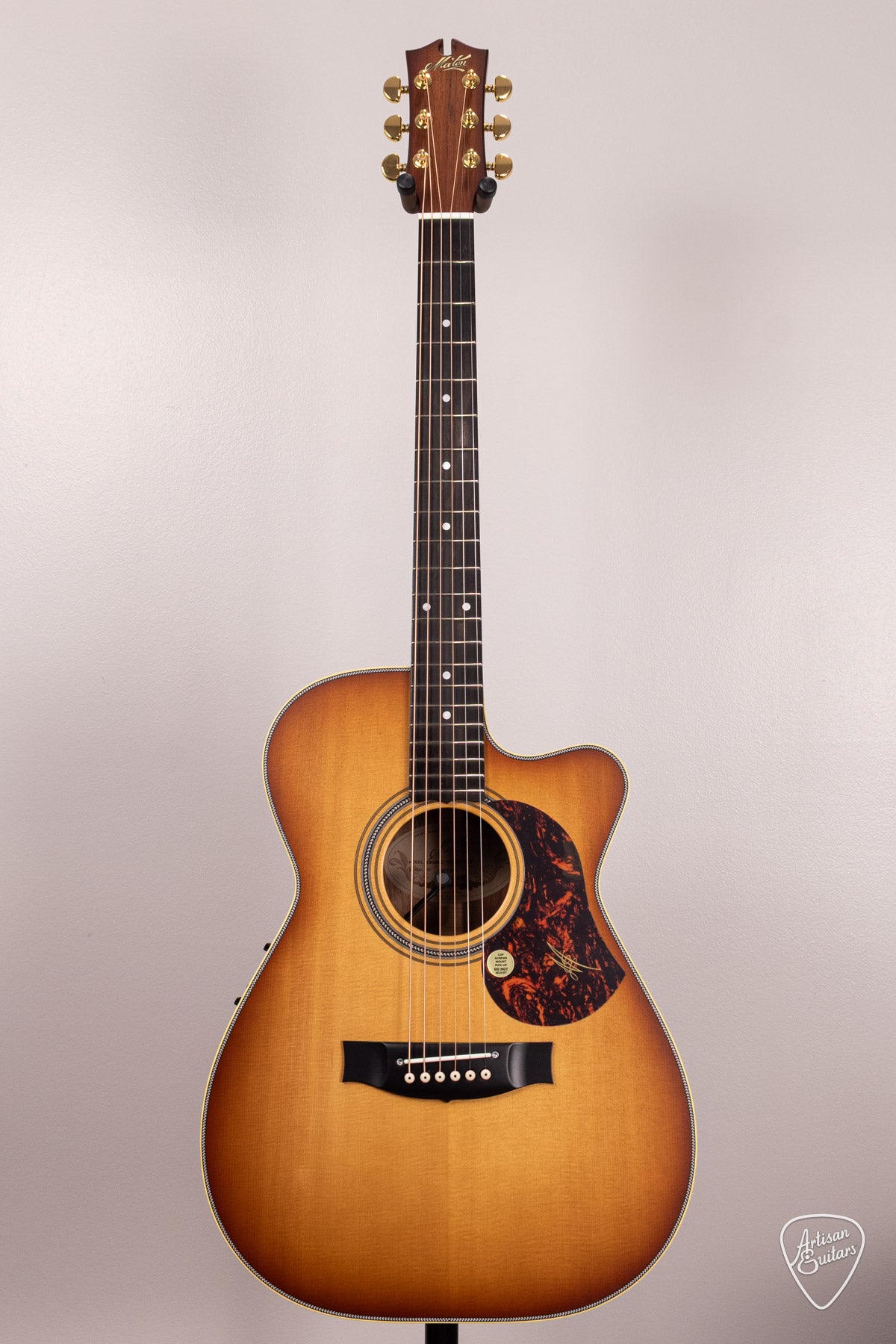 Maton Guitars EBG-808C Nashville Cutaway - 17037