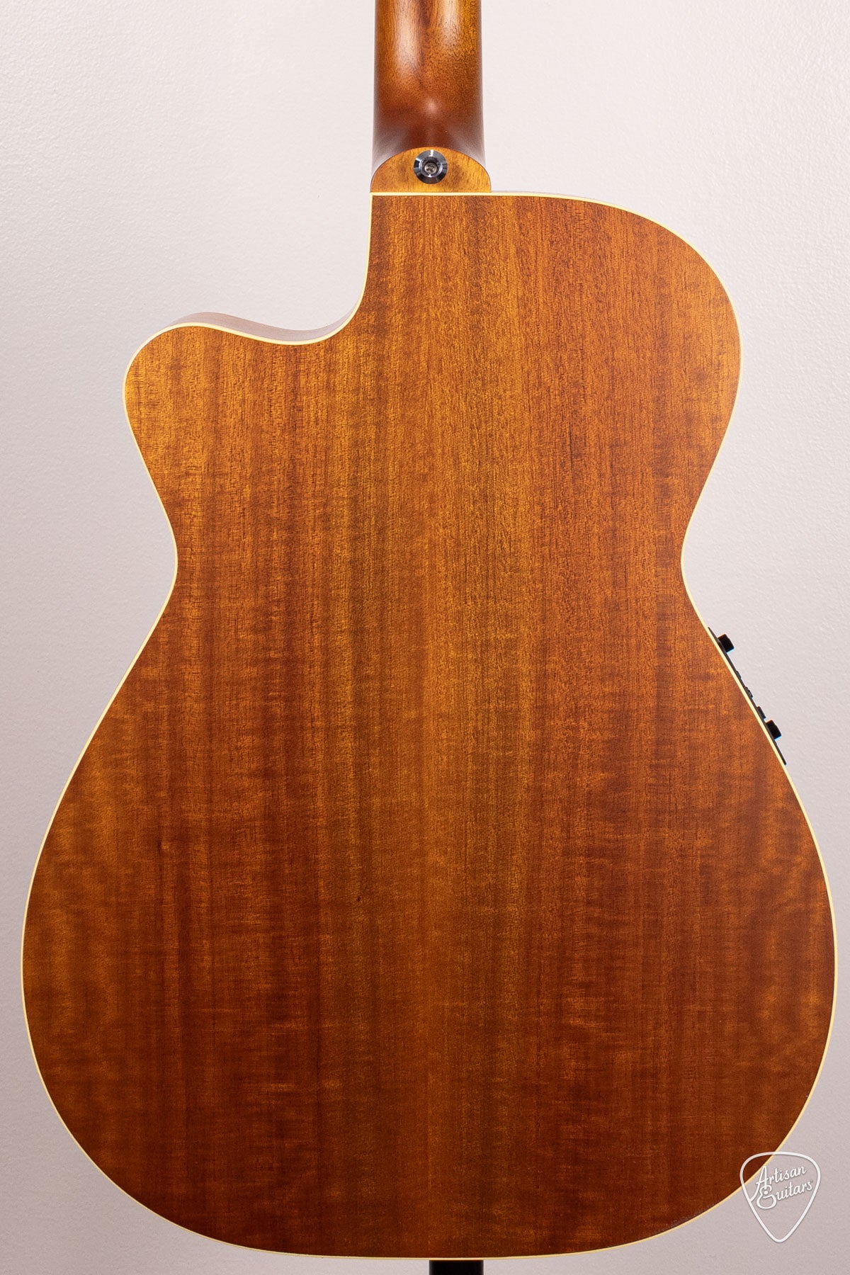 Maton Guitars EBG-808-TEC Tommy Emmanuel Cutaway - 16884