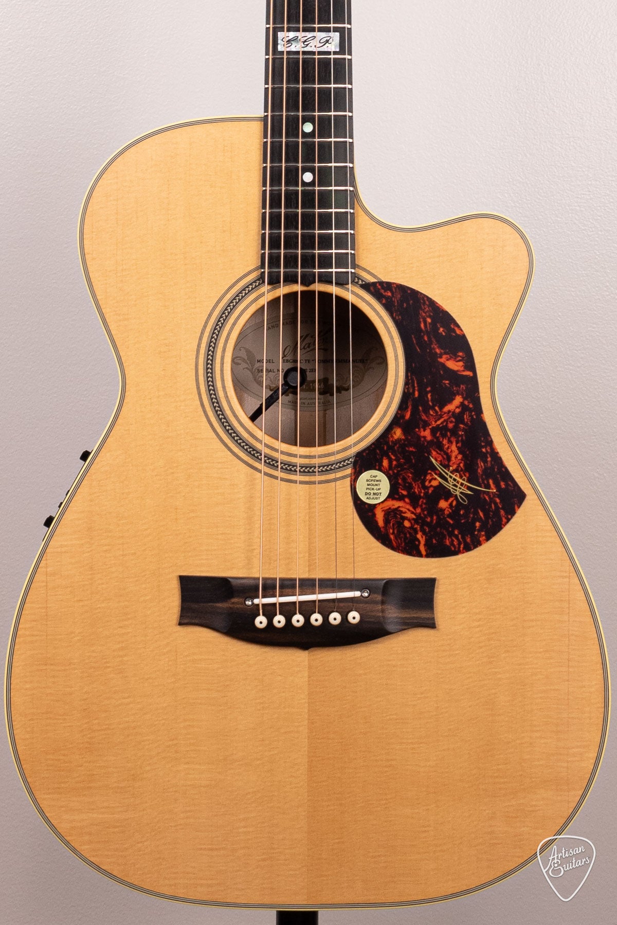 The Guitar Sanctuary | Maton Guitars | EBG808TE | Tommy