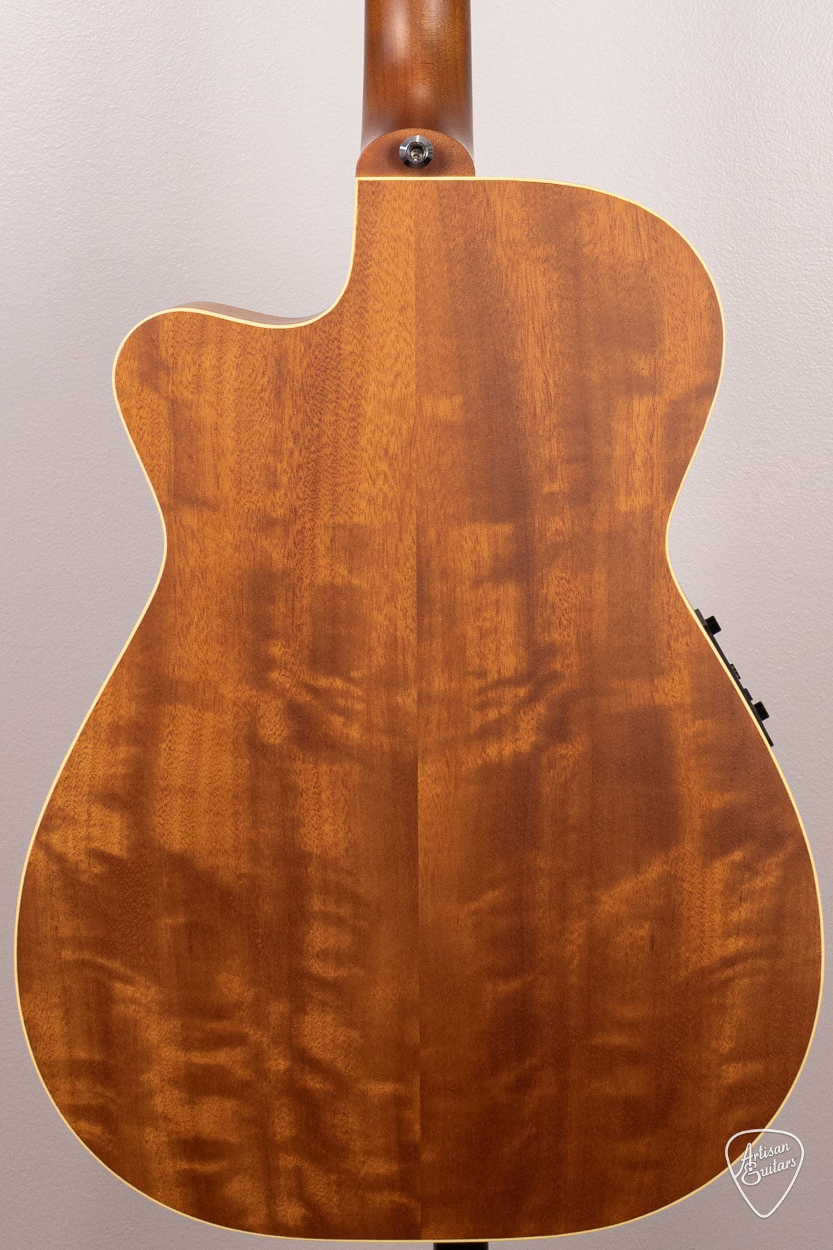 Maton Guitars EBG-808-TEC Tommy Emmanuel Cutaway - 16961