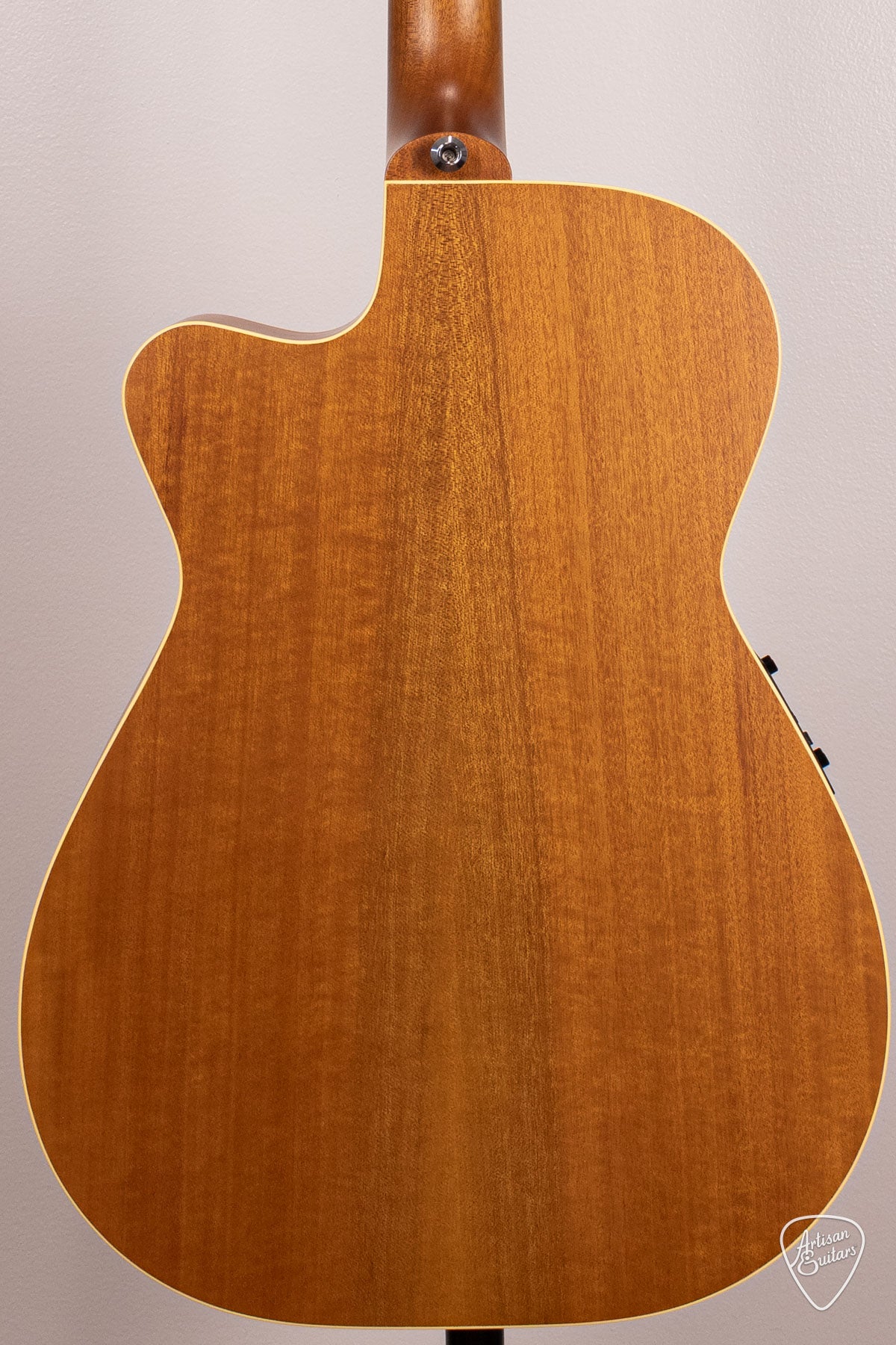 Maton Guitars EBG-808-TEC Tommy Emmanuel Cutaway - 17043