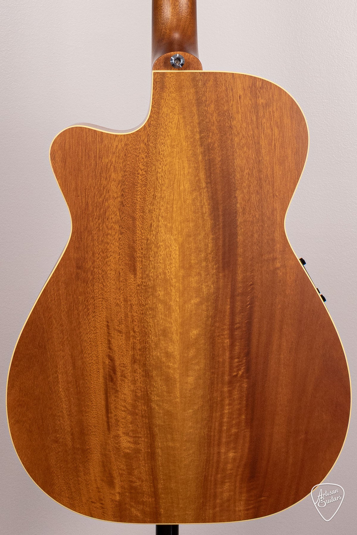 Maton Guitars EBG-808-TEC Tommy Emmanuel Cutaway - 17073