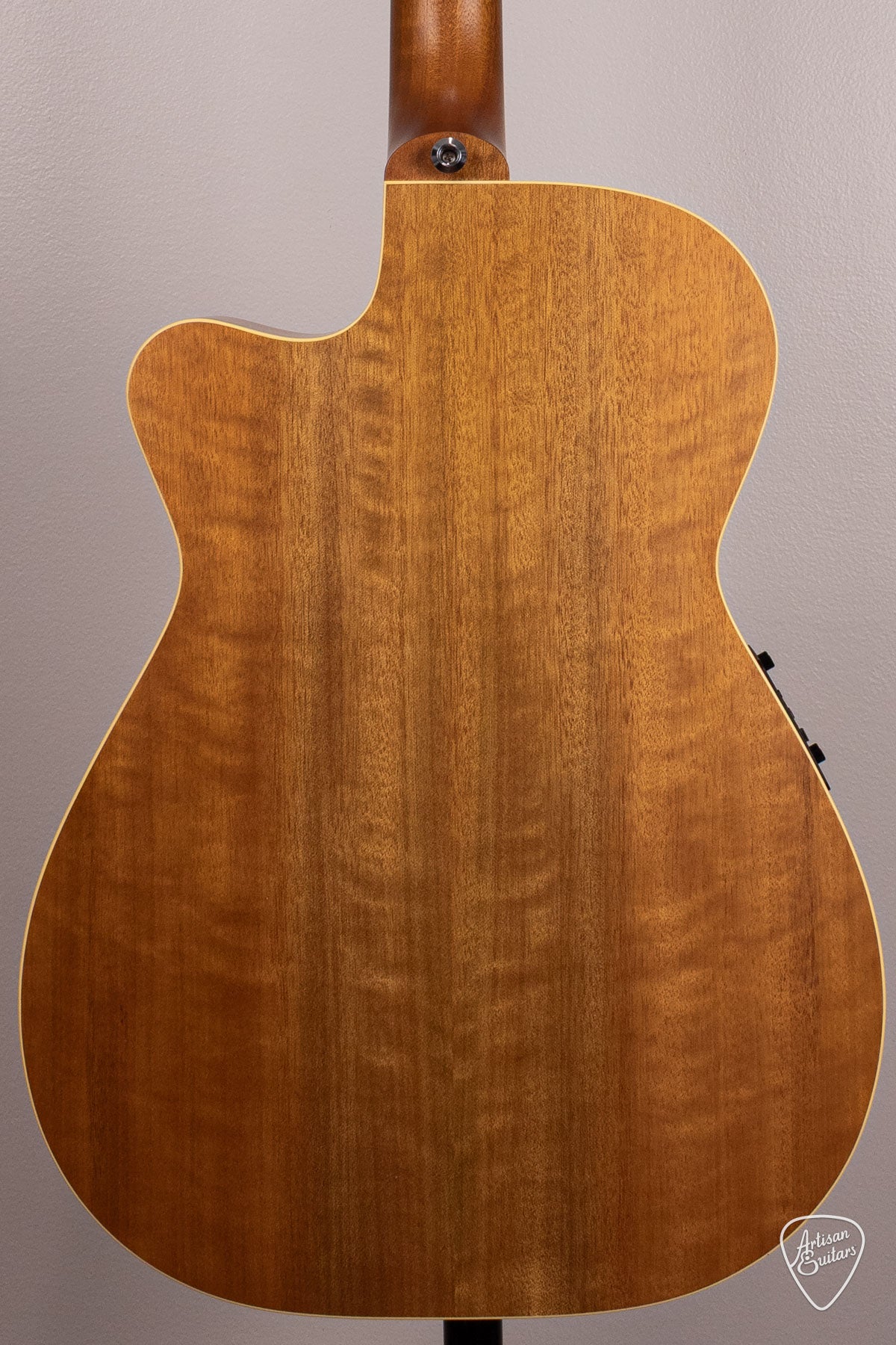 Maton Guitars EBG-808-TEC Tommy Emmanuel Cutaway - 17088