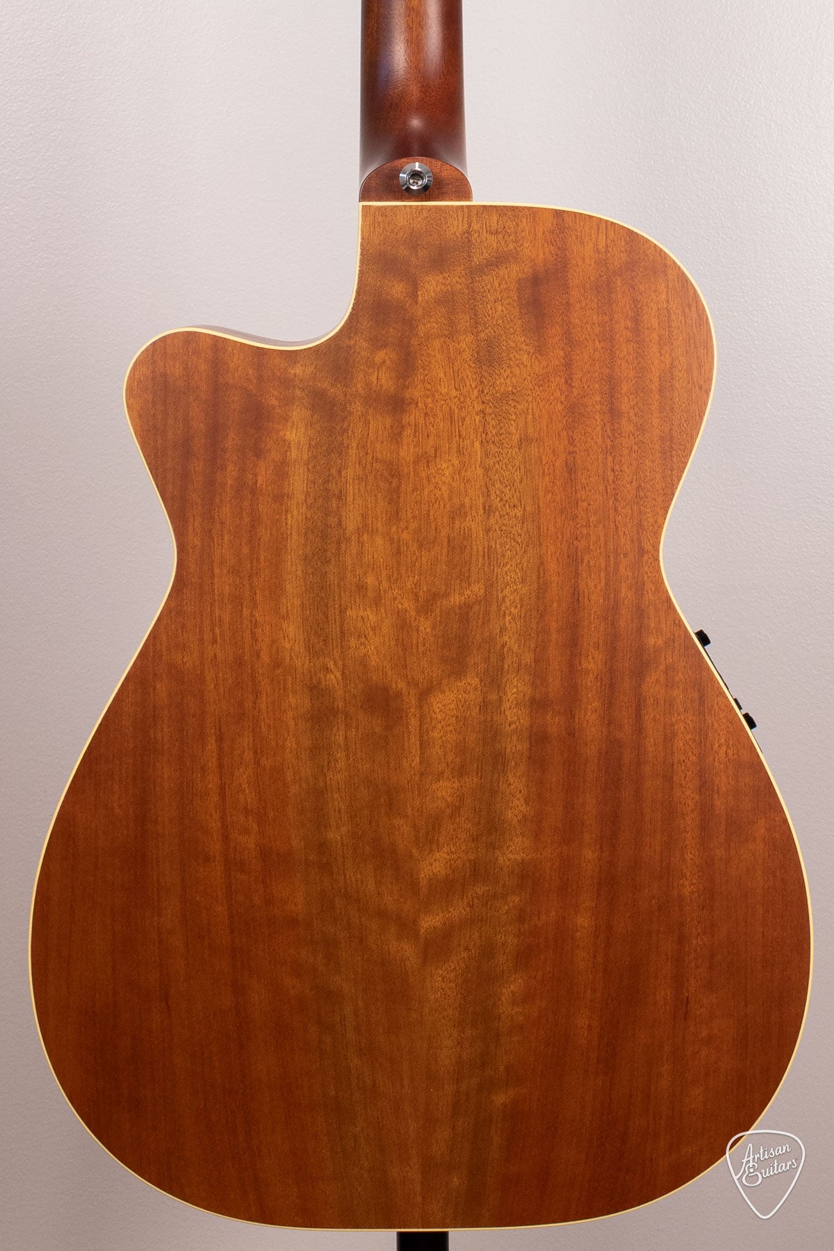 Maton Guitars EBG-808-TEC Tommy Emmanuel Cutaway - 17130