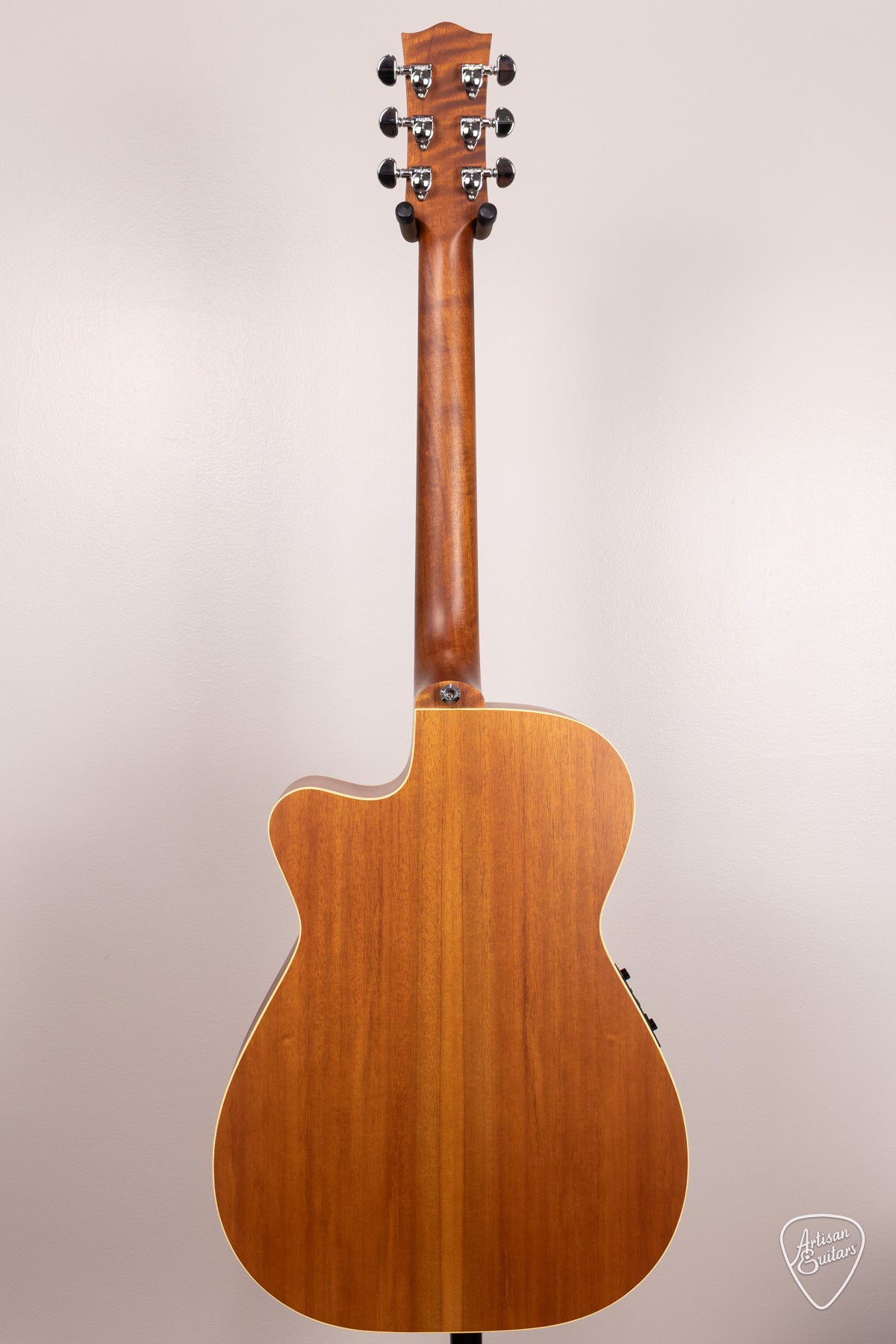 Maton Guitars EBG-808-TEC Tommy Emmanuel Cutaway - 17168
