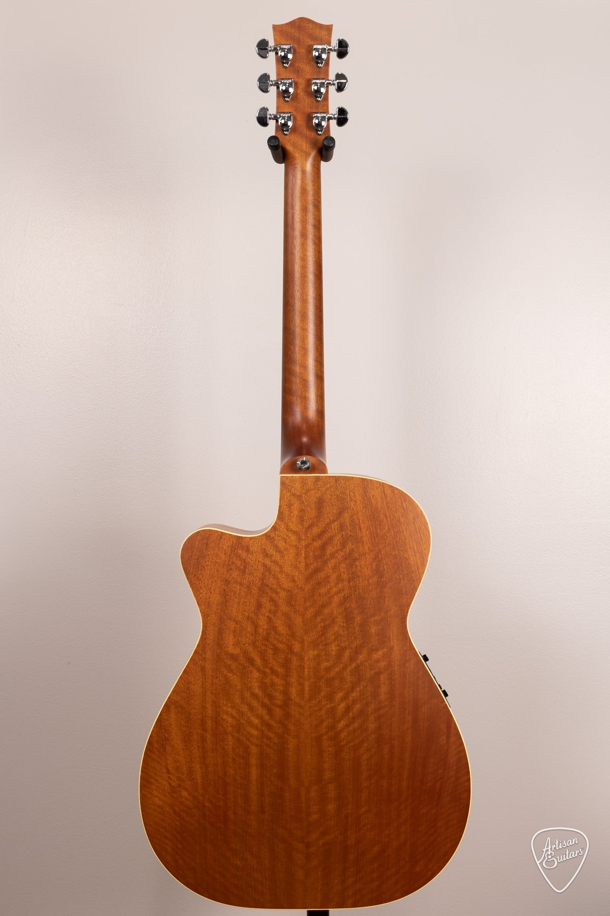 Maton Guitars EBG-808-TEC Tommy Emmanuel Cutaway - 17198