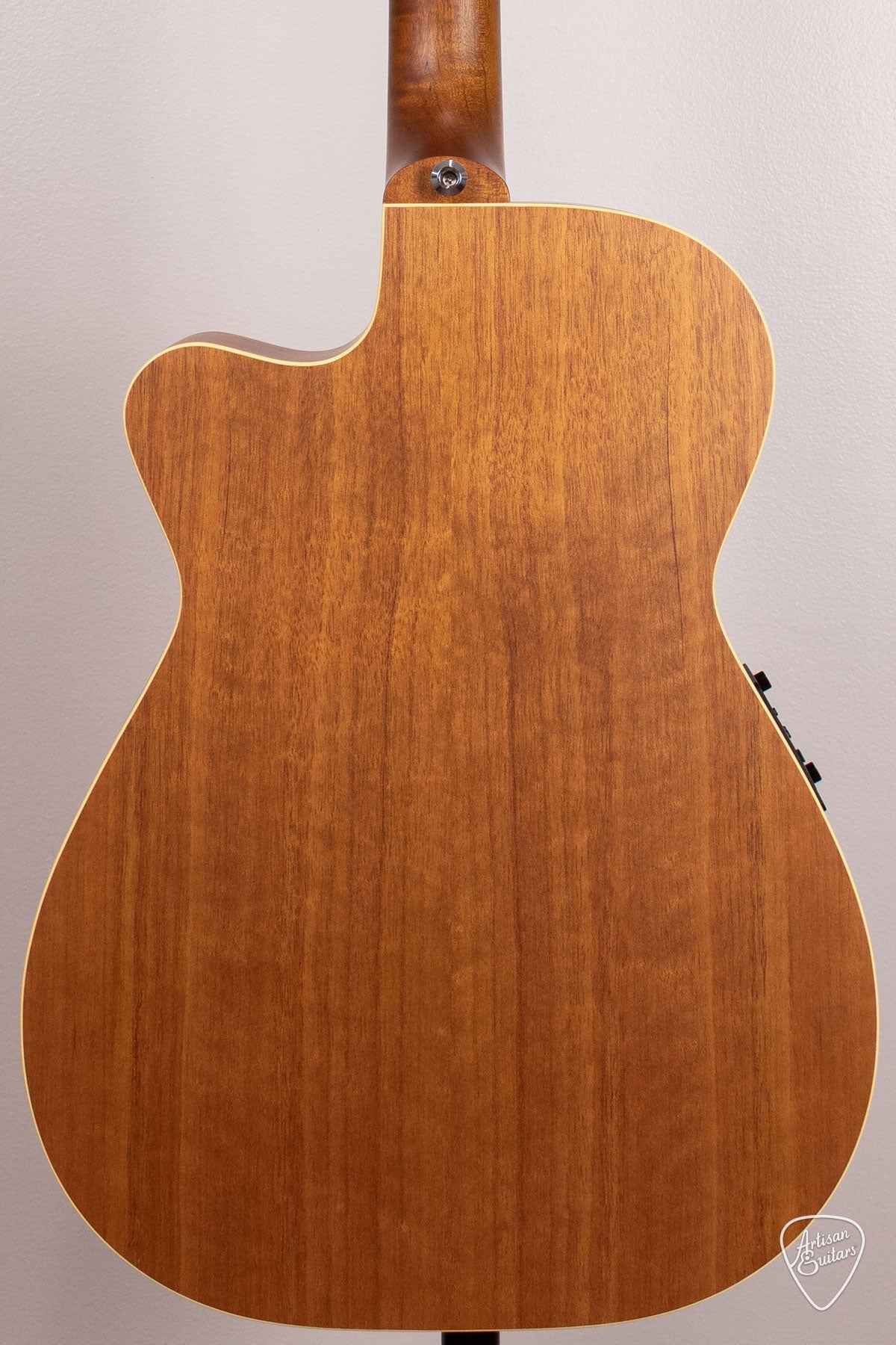 Maton Guitars EBG-808-TEC Tommy Emmanuel Cutaway - 17249