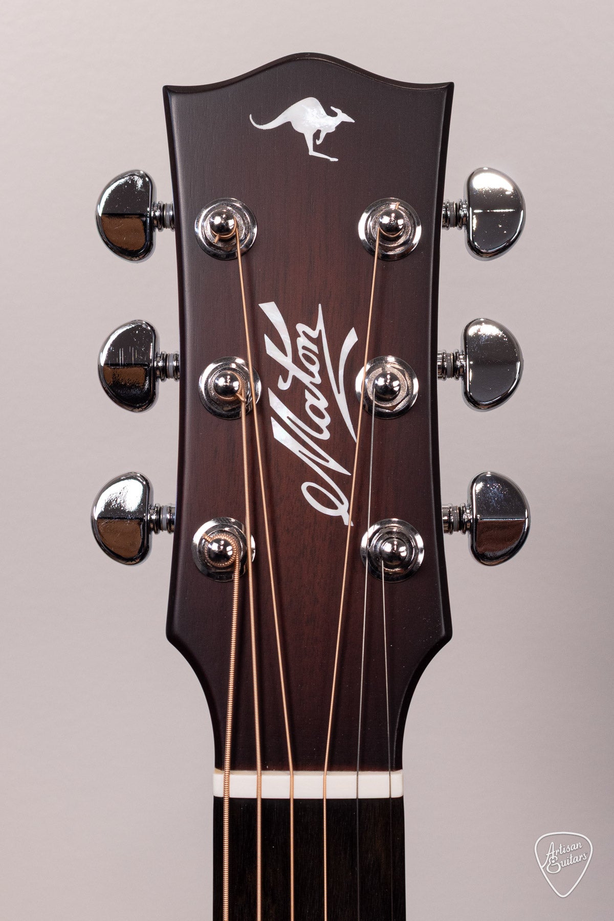 Maton Guitars EBG-808-TEC Tommy Emmanuel Cutaway - 17056