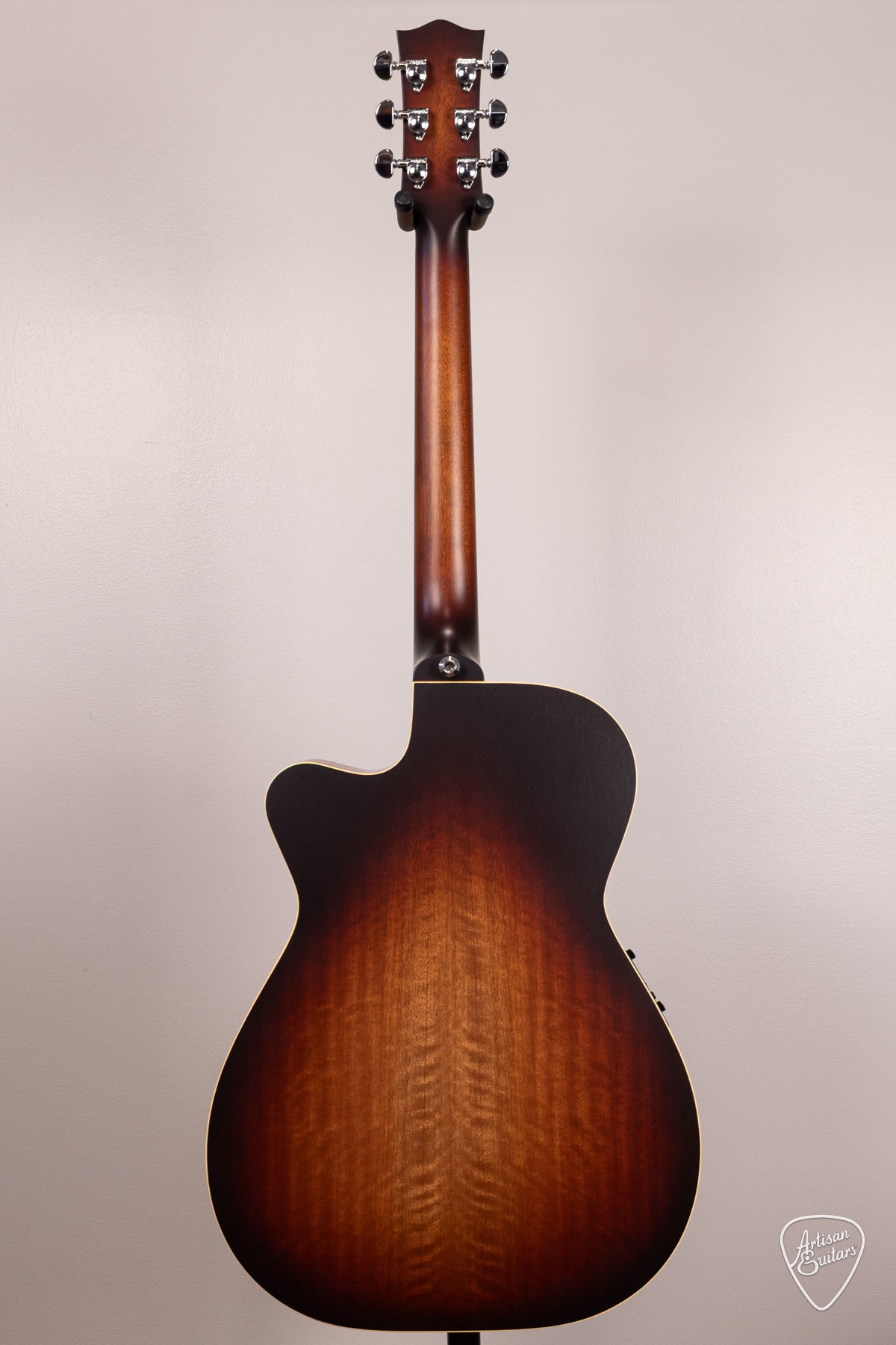 Maton Guitars EBG-808-TEC Tommy Emmanuel Cutaway - 17056