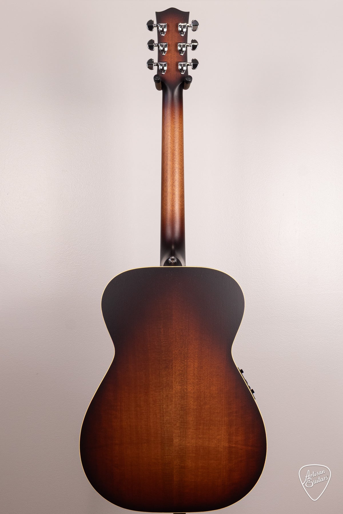 Maton Guitars EBG-808-TE Tommy Emmanuel Custom - 16999