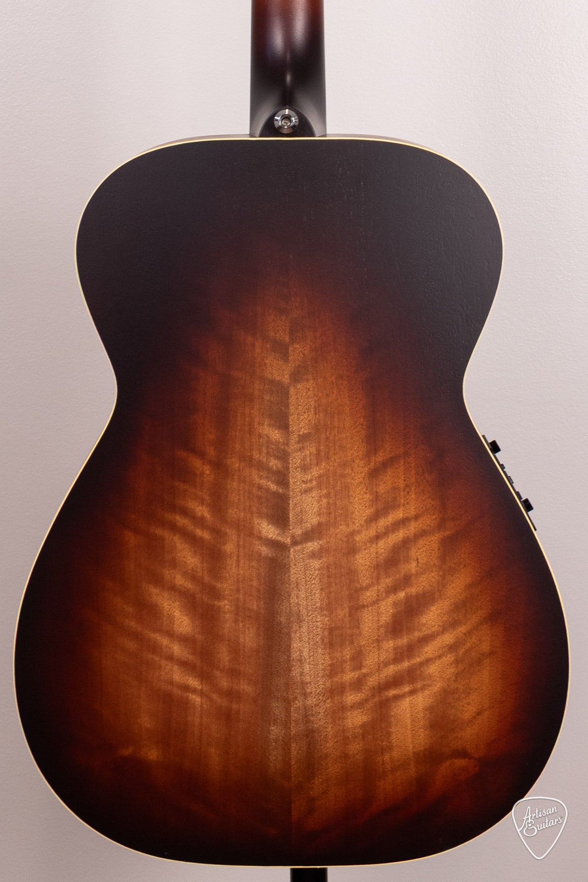 Maton Guitars EBG-808-TE Tommy Emmanuel Custom Sunburst - 17252