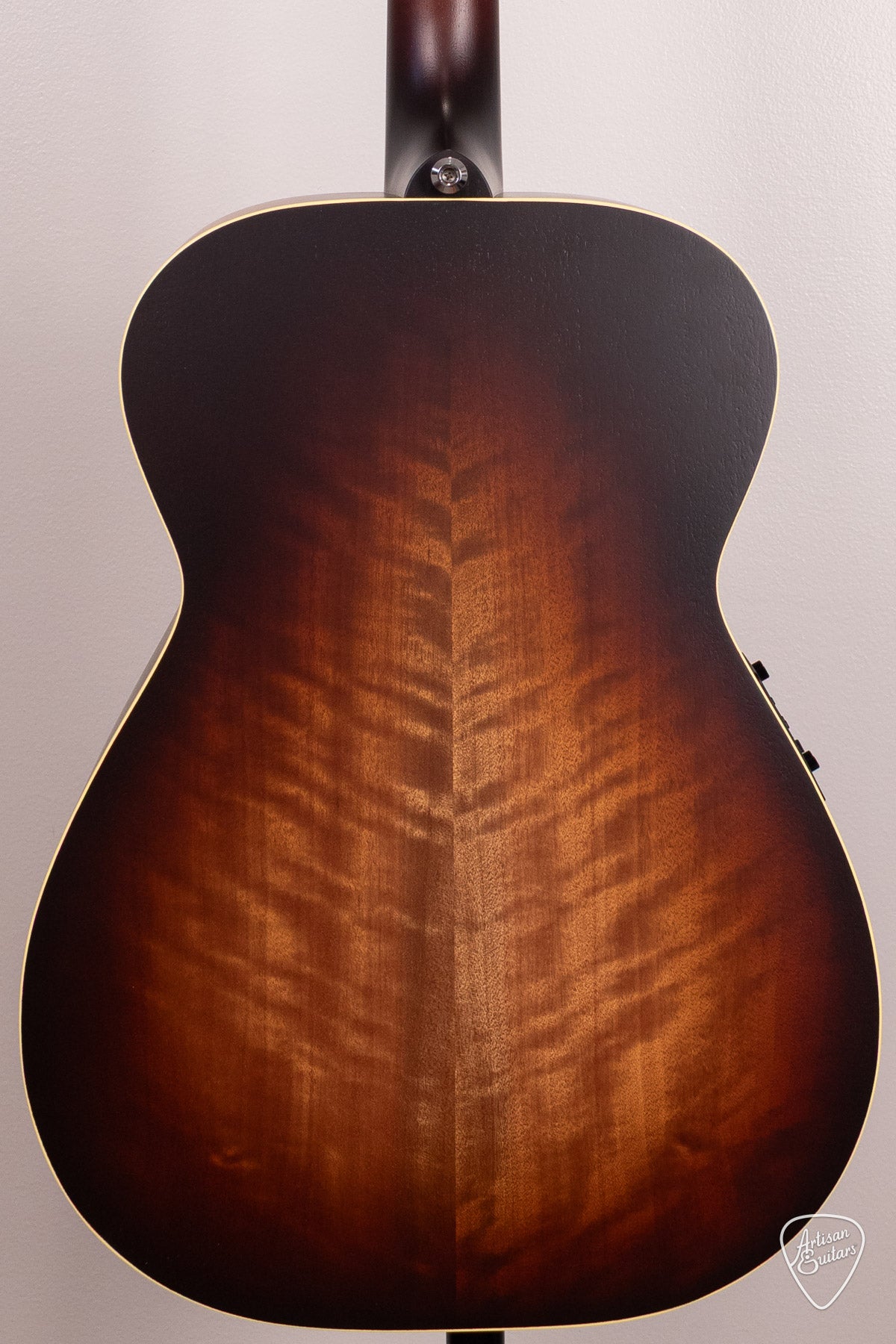 Maton Guitars EBG-808-TE Tommy Emmanuel Custom Sunburst - 17250