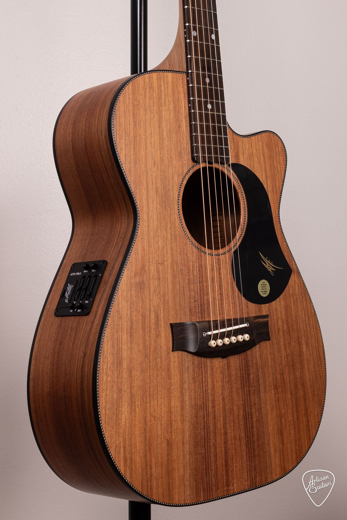 Maton Guitars All-Blackwood EBW-808C Cutaway - 17222
