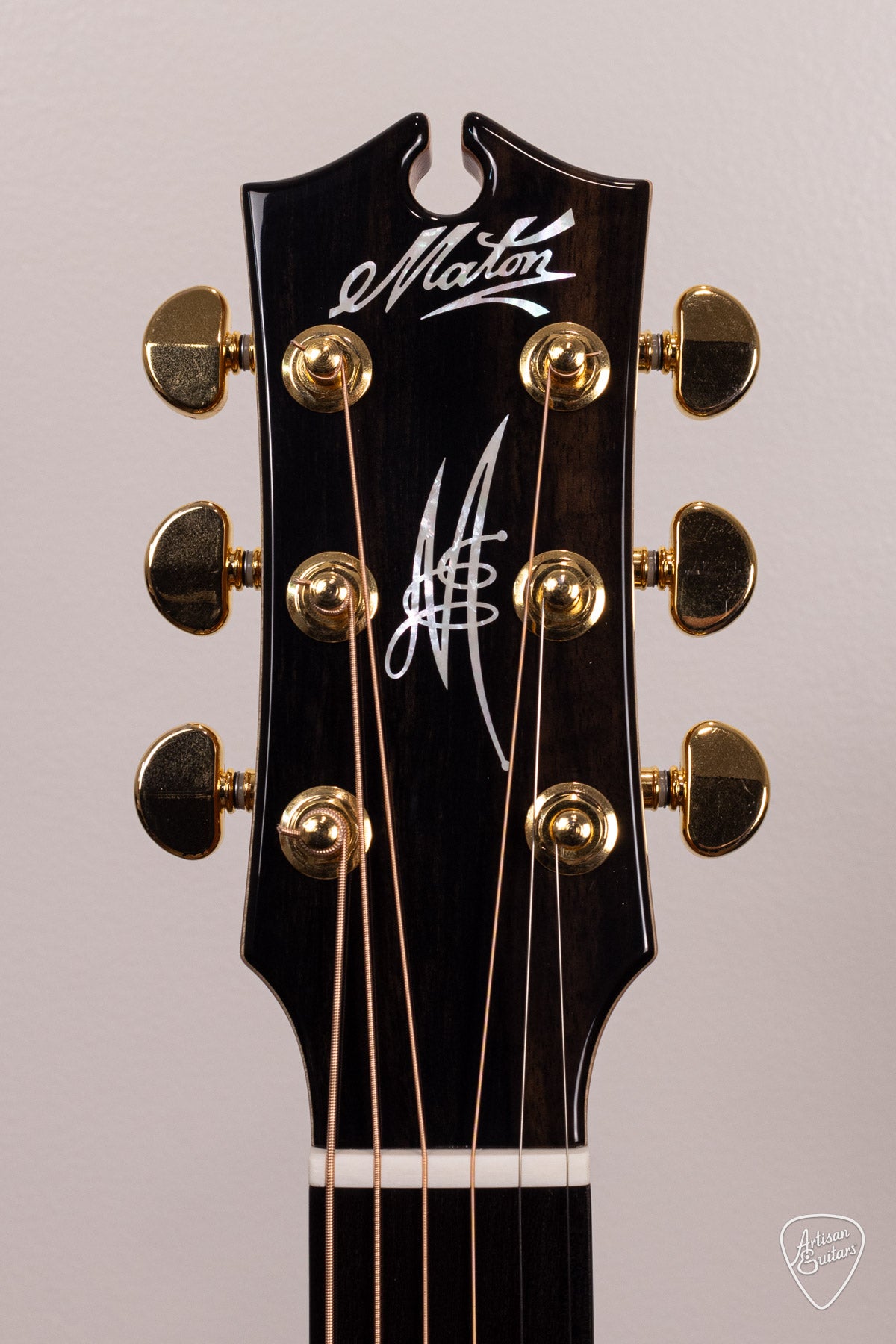 Maton Guitars EM100C-808 Messiah Cutaway - 16945