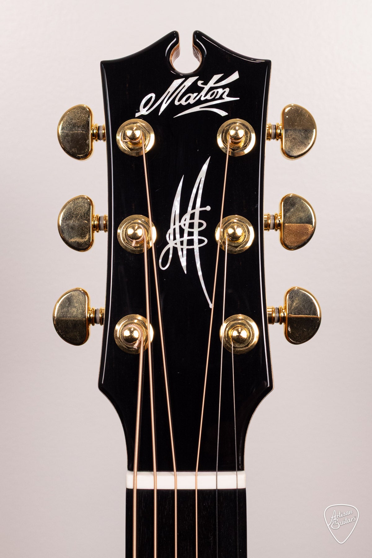 Maton Guitars EM100C-808 Messiah Cutaway - 16994