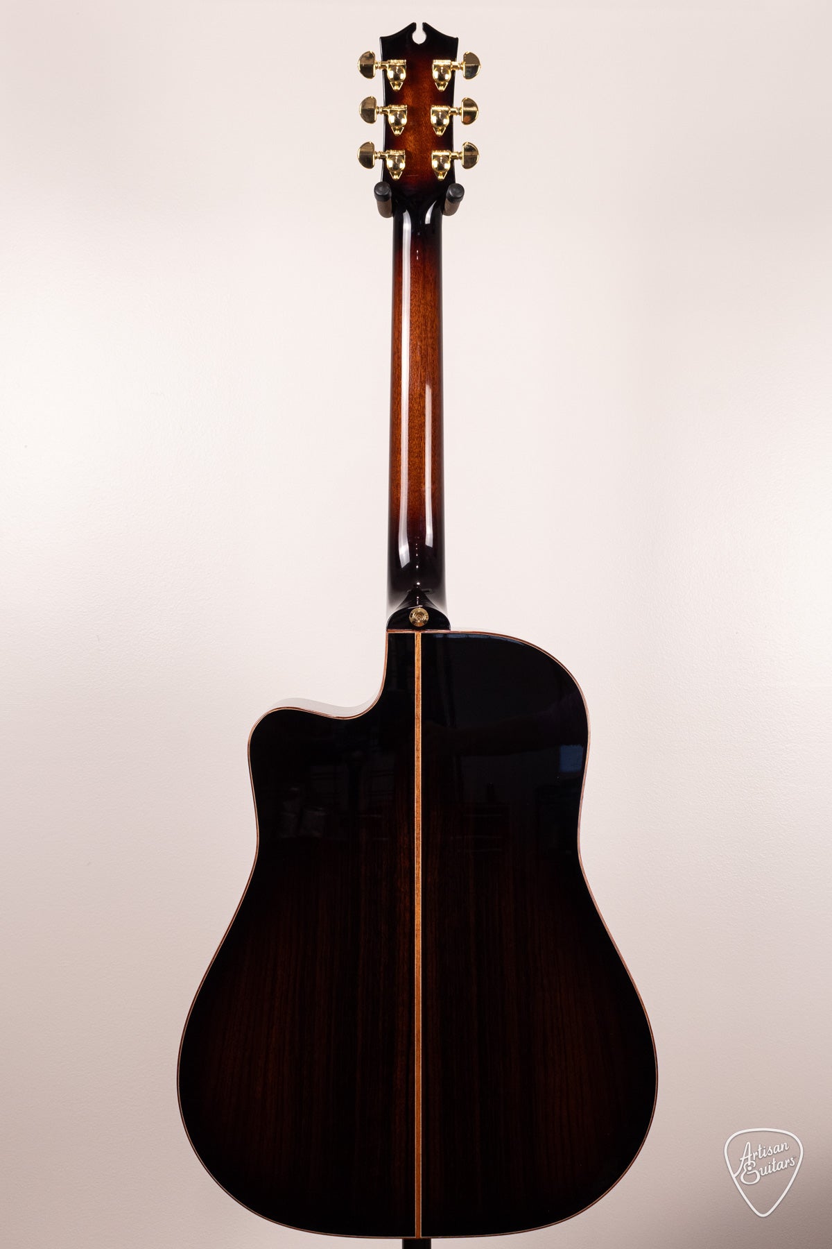 Maton Guitars EM100C Messiah Dreadnought Cutaway - 16877