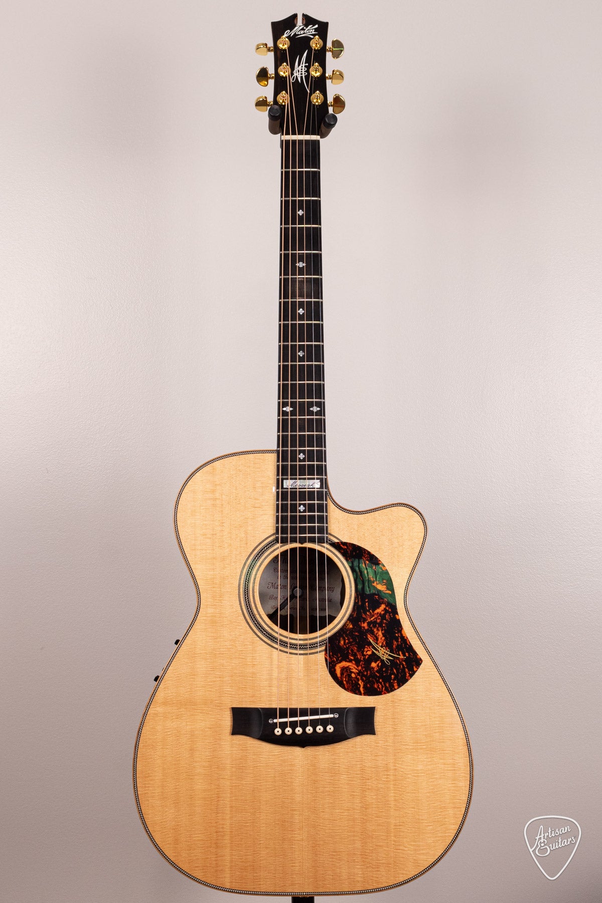 Maton Guitars Pre-Owned 808-C Messiah Cutaway - 16936