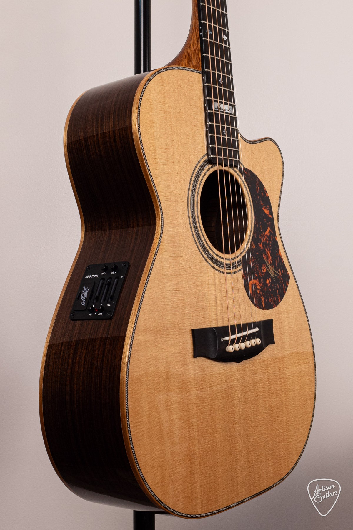 Maton Guitars Pre-Owned 808-C Messiah Cutaway - 16936