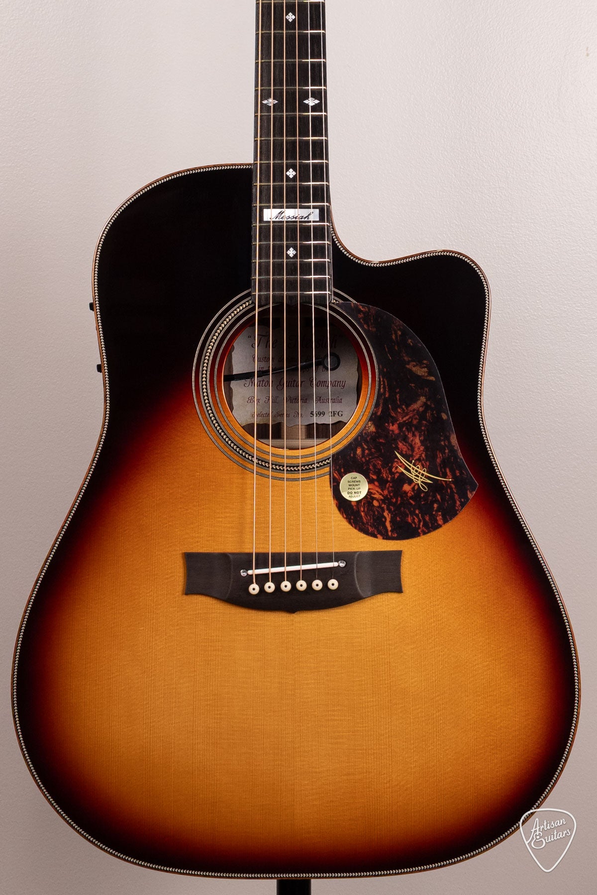 Maton Guitars EM100C Messiah Dreadnought Tobacco Sunburst - 17226