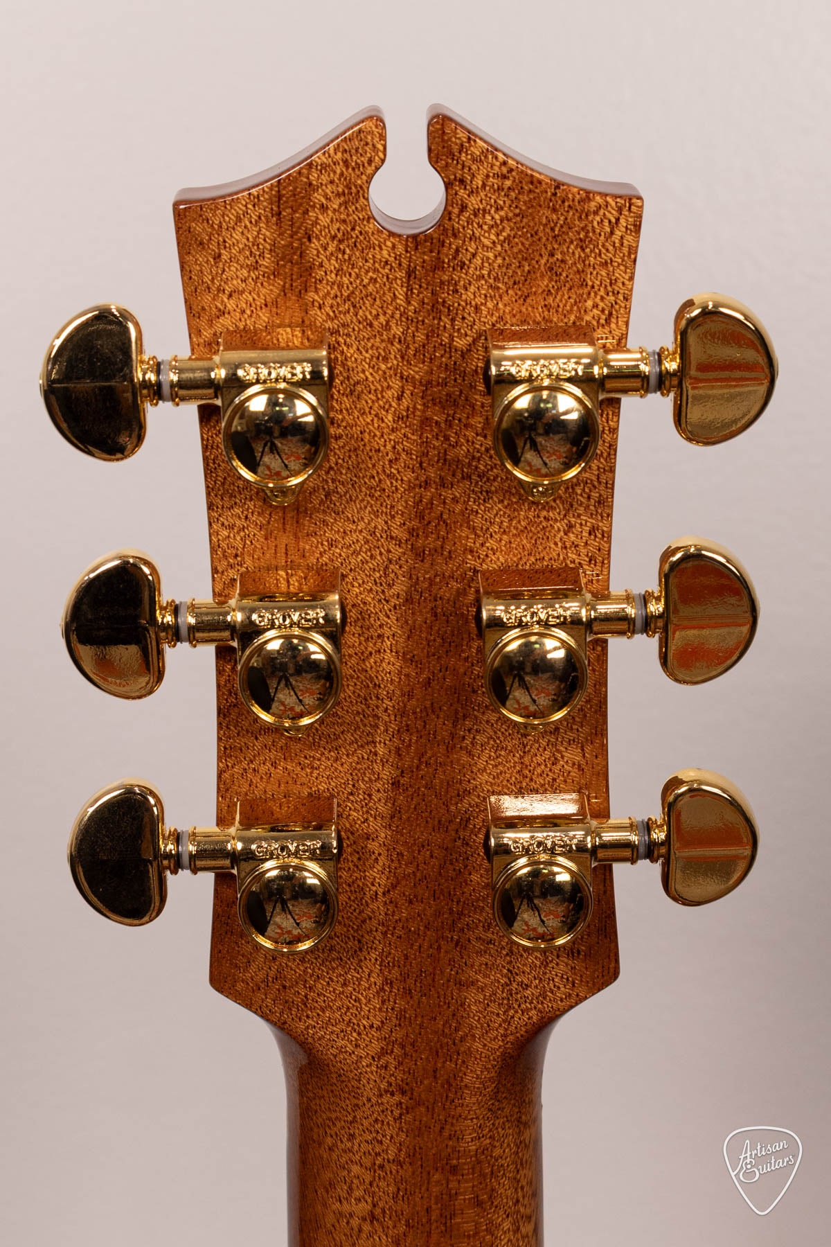 Maton Guitars EM100C Messiah Dreadnought Tobacco Sunburst - 17226