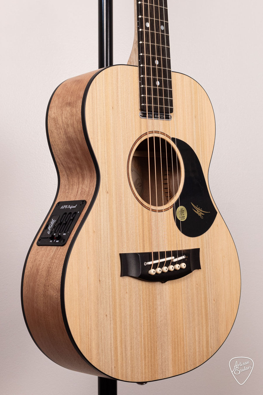 The Mini Maton Series | Artisan Guitars
