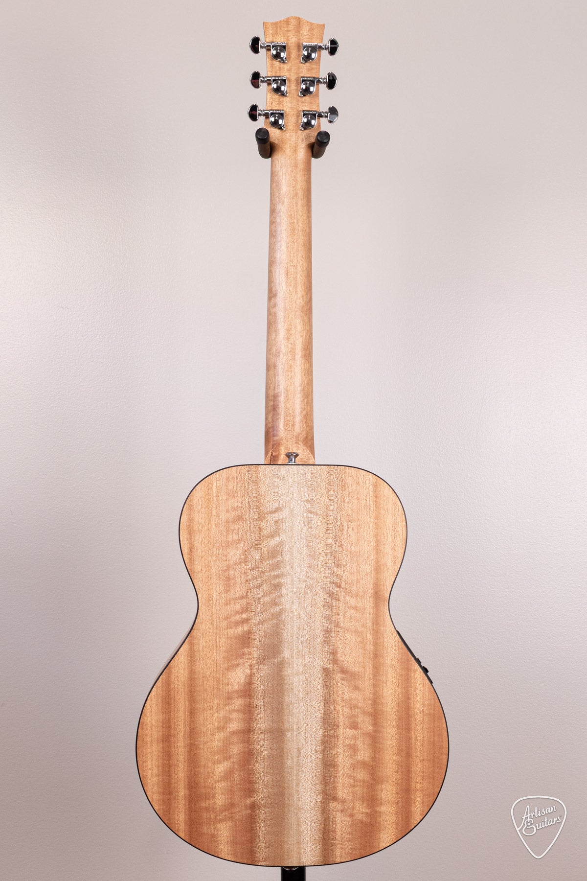 Maton Guitars EM6 Mini - 17097