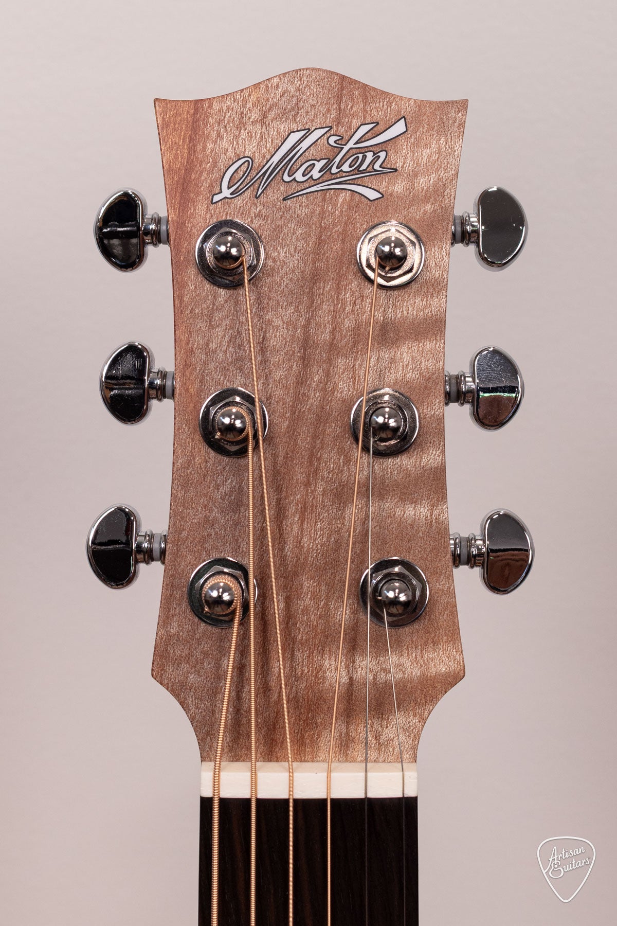 Maton Guitars EM6 Mini - 17139