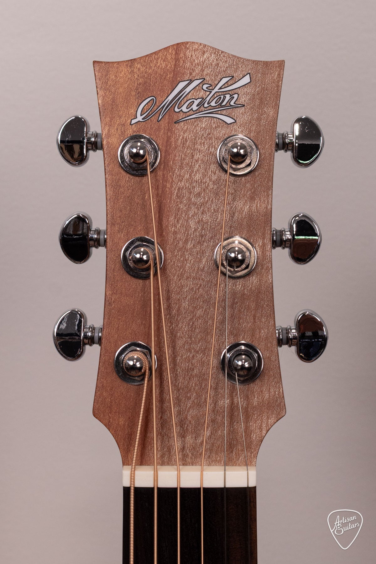 Maton Guitars EM6 Mini - 17140