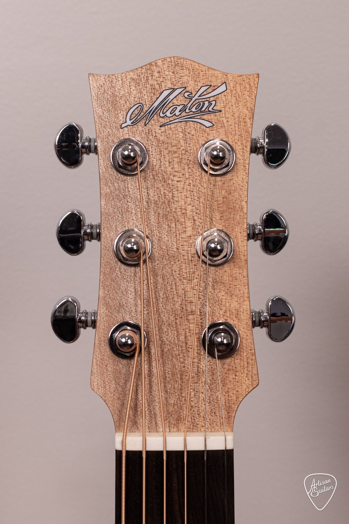 Maton Guitars EM6 Mini - 17141