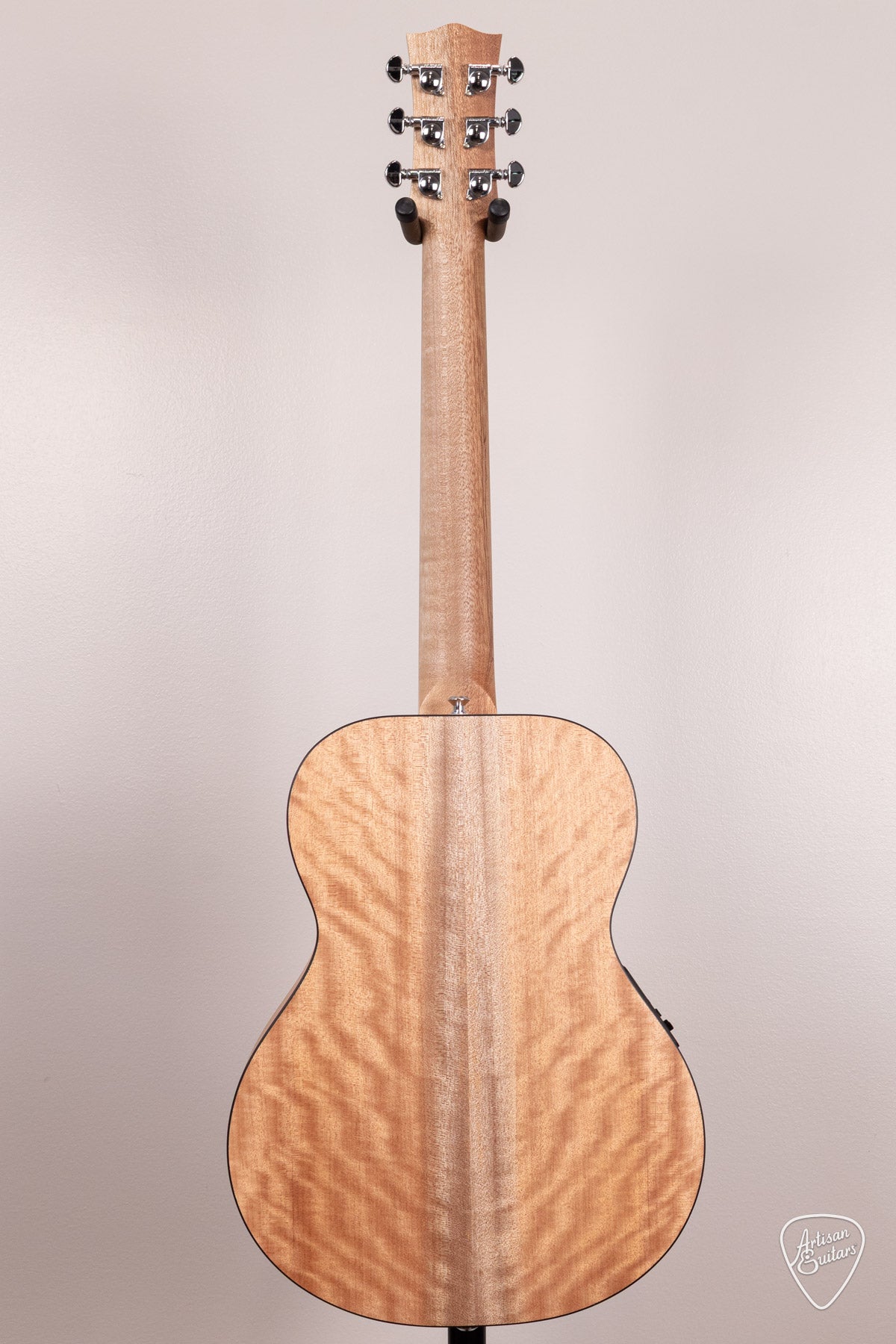Maton Guitars EM6 Mini - 17145