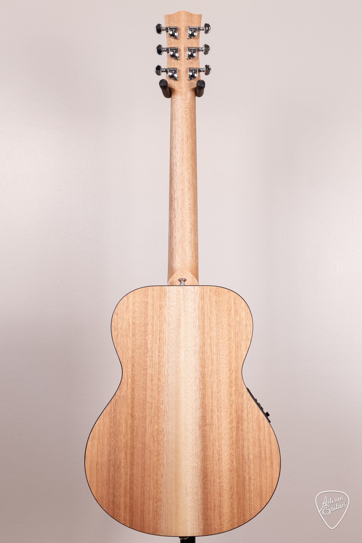 Maton Guitars EM6 Mini - 17146