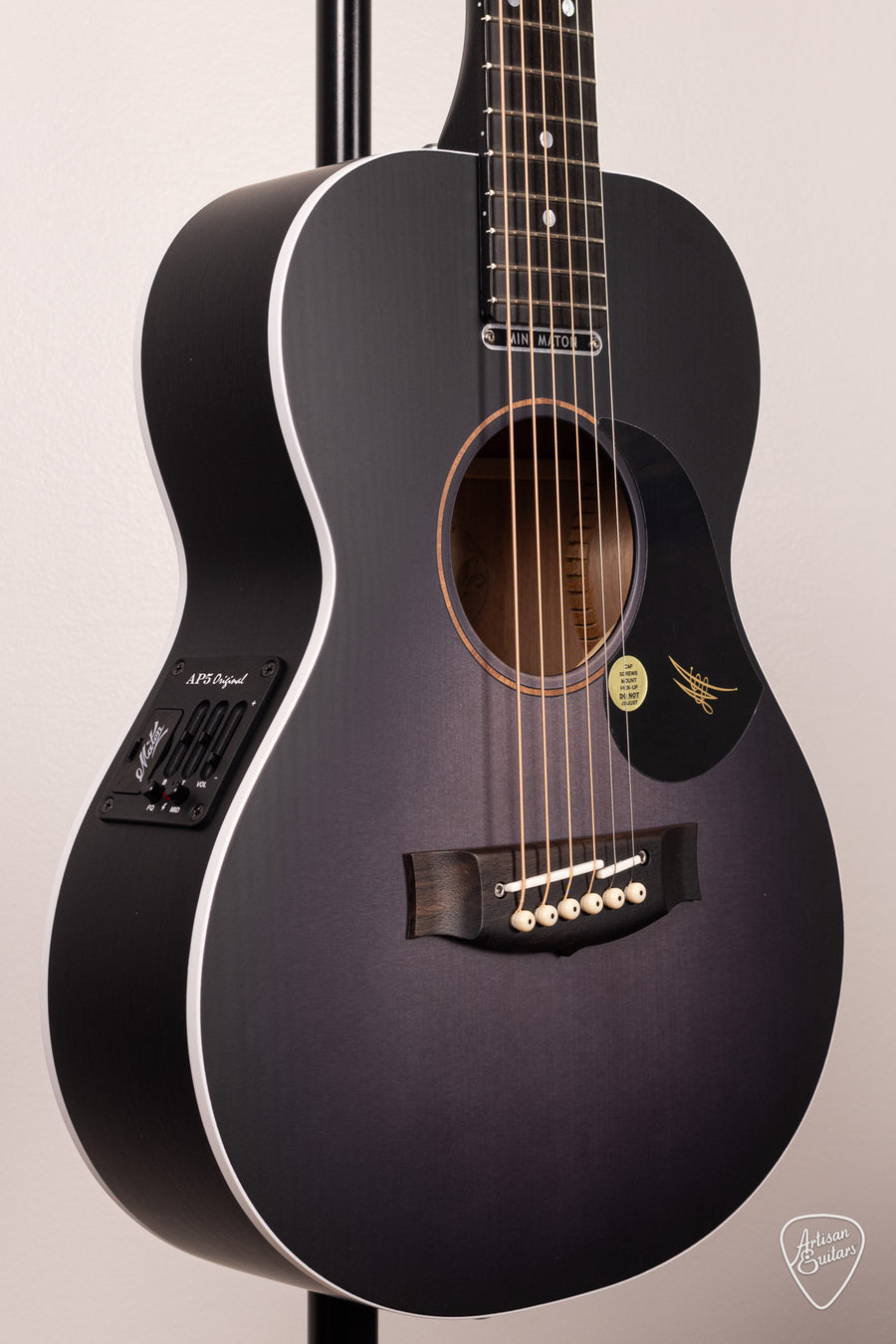 Maton Guitars Ghost Black EM6 Mini - 16903