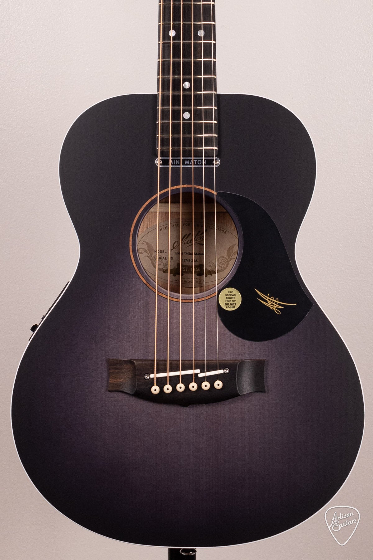 Maton Guitars Ghost Black EM6 Mini - 16903