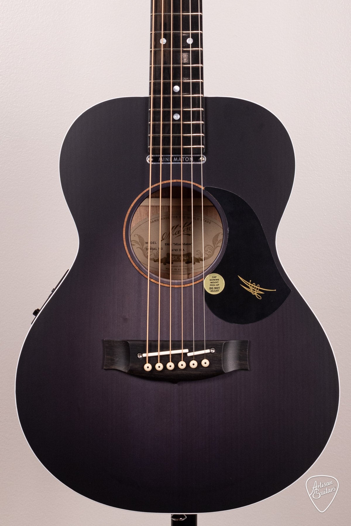 Maton Guitars Ghost Black EM6 Mini - 16905