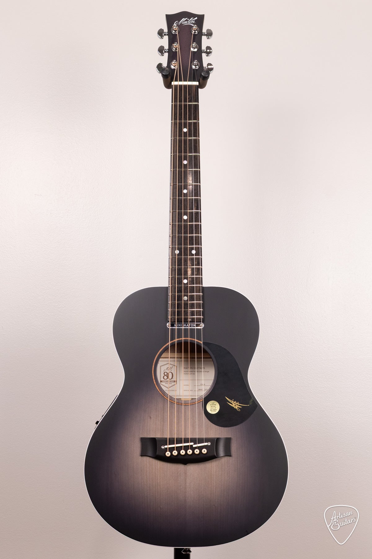 Maton Guitars Ghost Black EM6 Mini - 17151