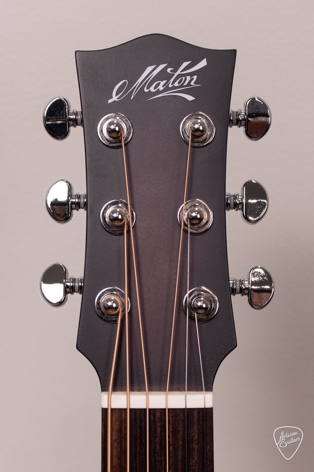 Maton Guitars Ghost Black EM6 Mini - 17177