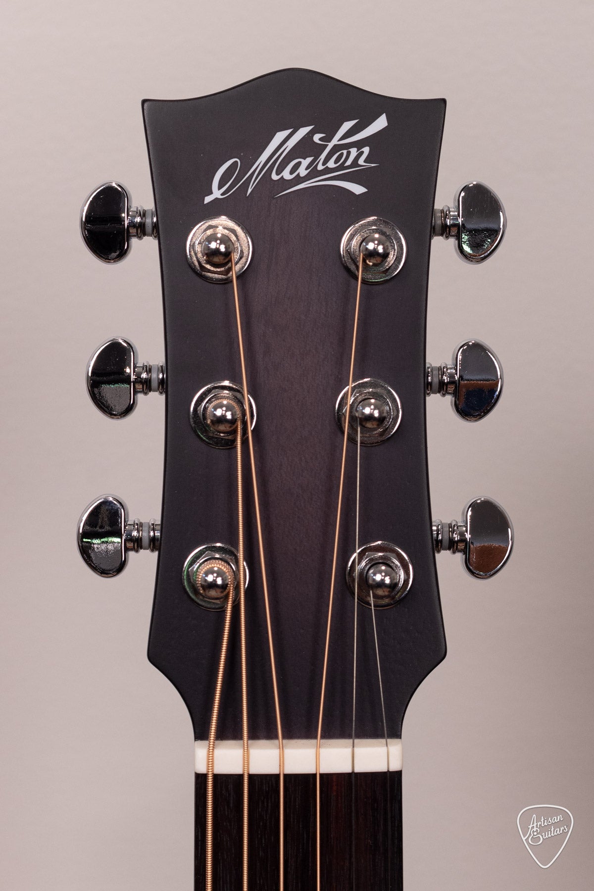Maton Guitars Ghost Black EM6 Mini - 17178