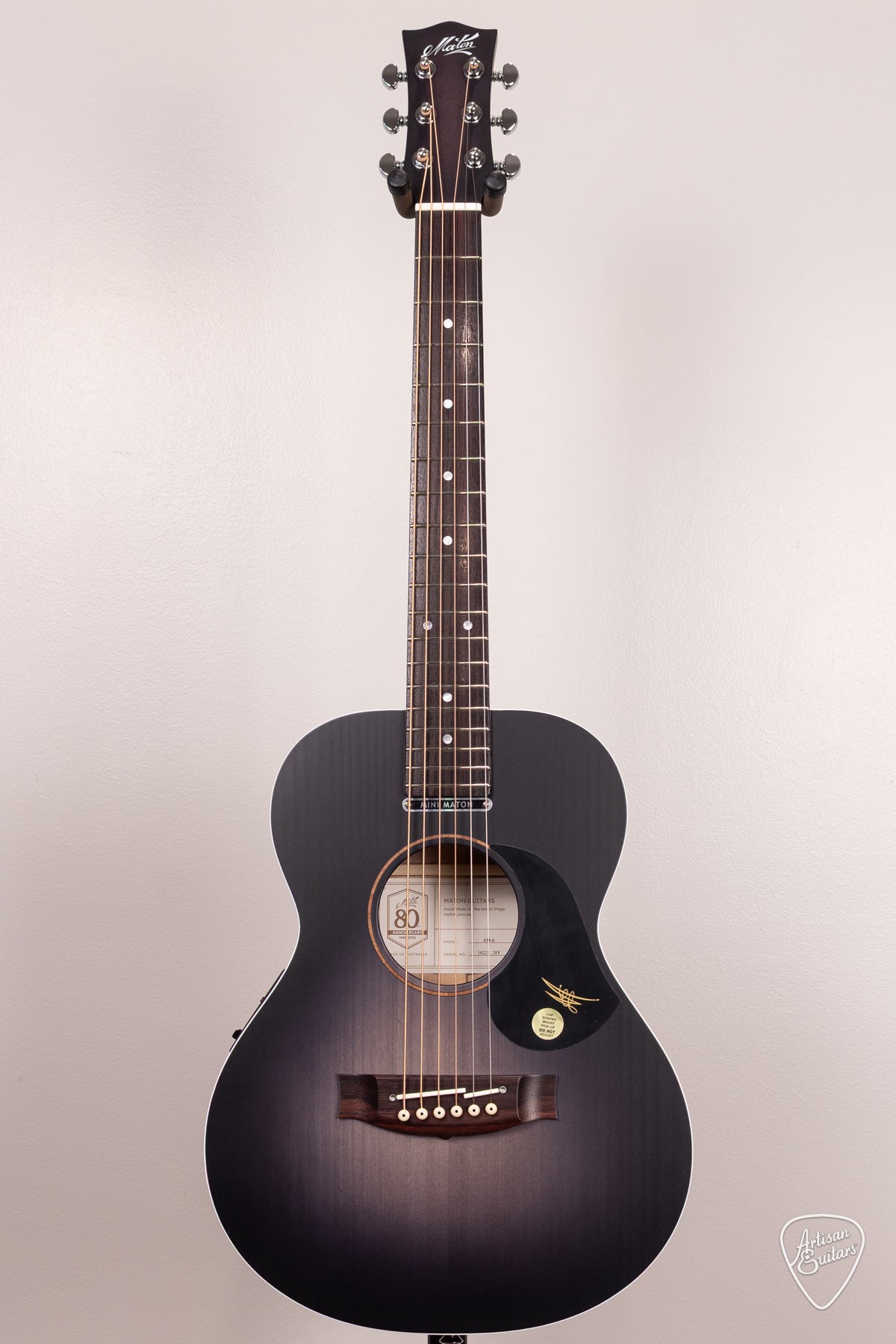 Maton Guitars Ghost Black EM6 Mini - 17178