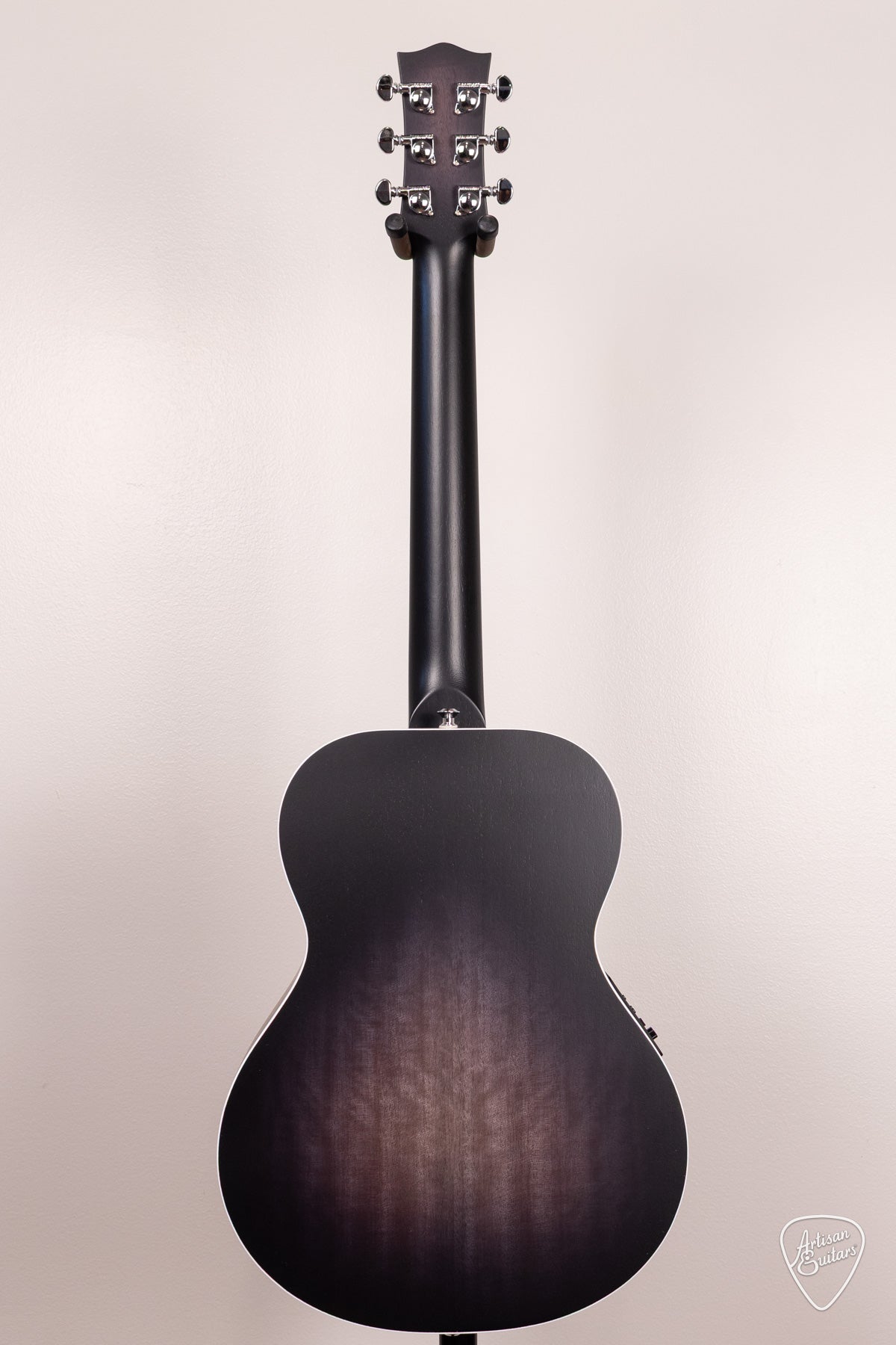 Maton Guitars Ghost Black EM6 Mini - 17178