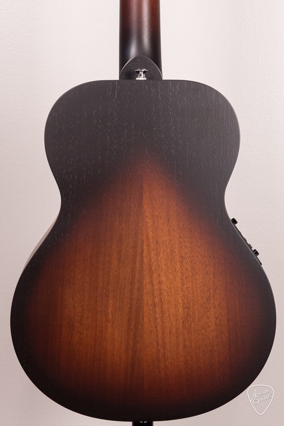 Maton Guitars EMBW-6 All Blackwood Mini - 17179