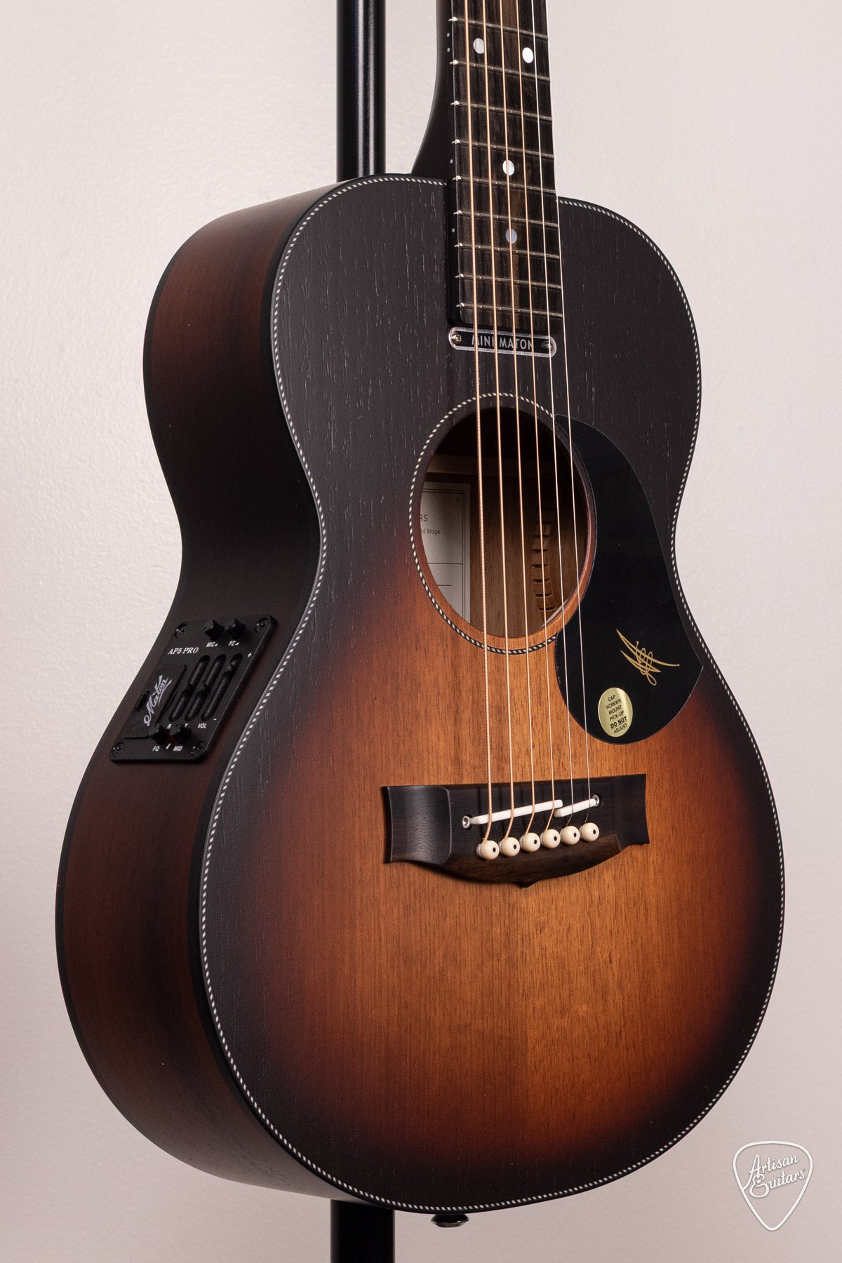 Maton Guitars EMBW-6 All Blackwood Mini - 17179